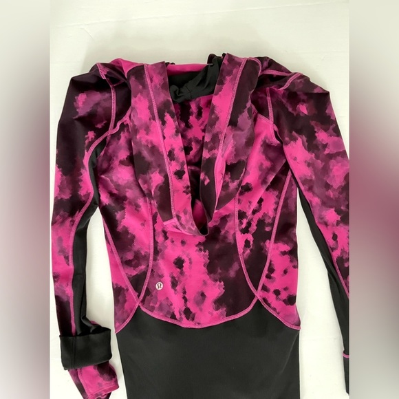 Lululemon Daily Practice Jacket Blooming Pixie Raspberry Black / Black - Picture 9 of 13